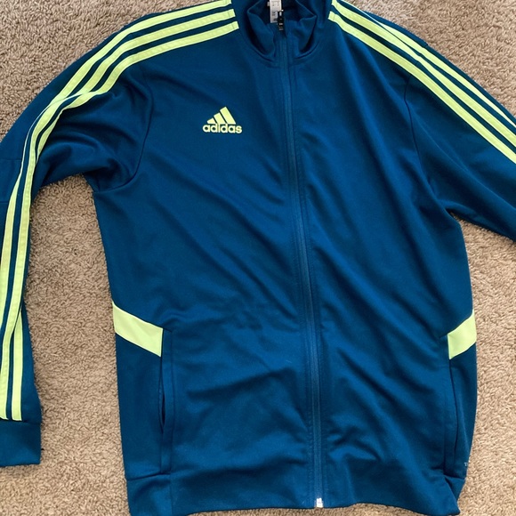 Adidas - Picture 4 of 5
